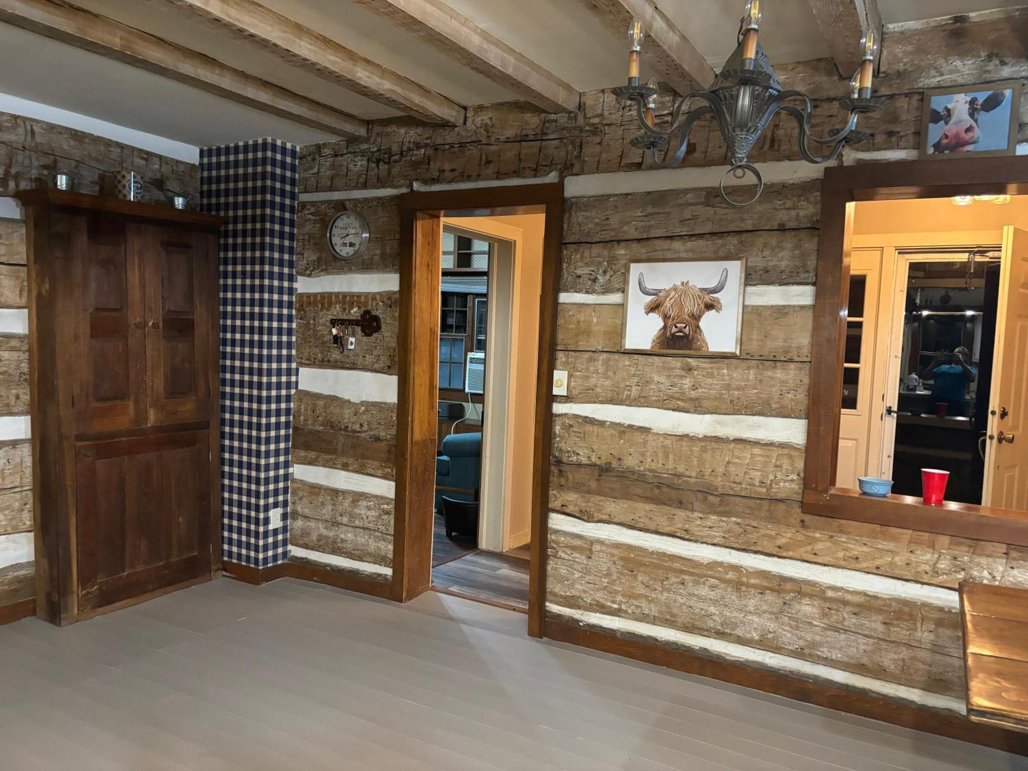 Farmhouse Cabin アシュランド エクステリア 写真